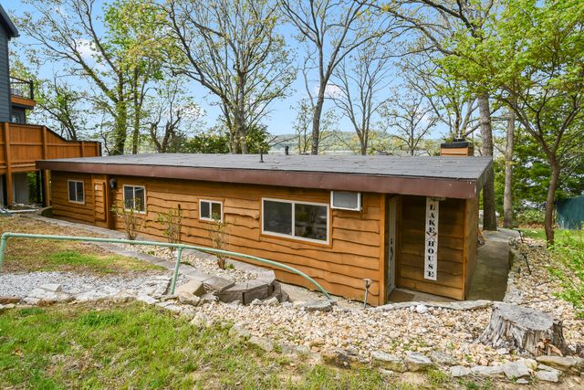 337 Parkside Drive, Hollister, MO 65672