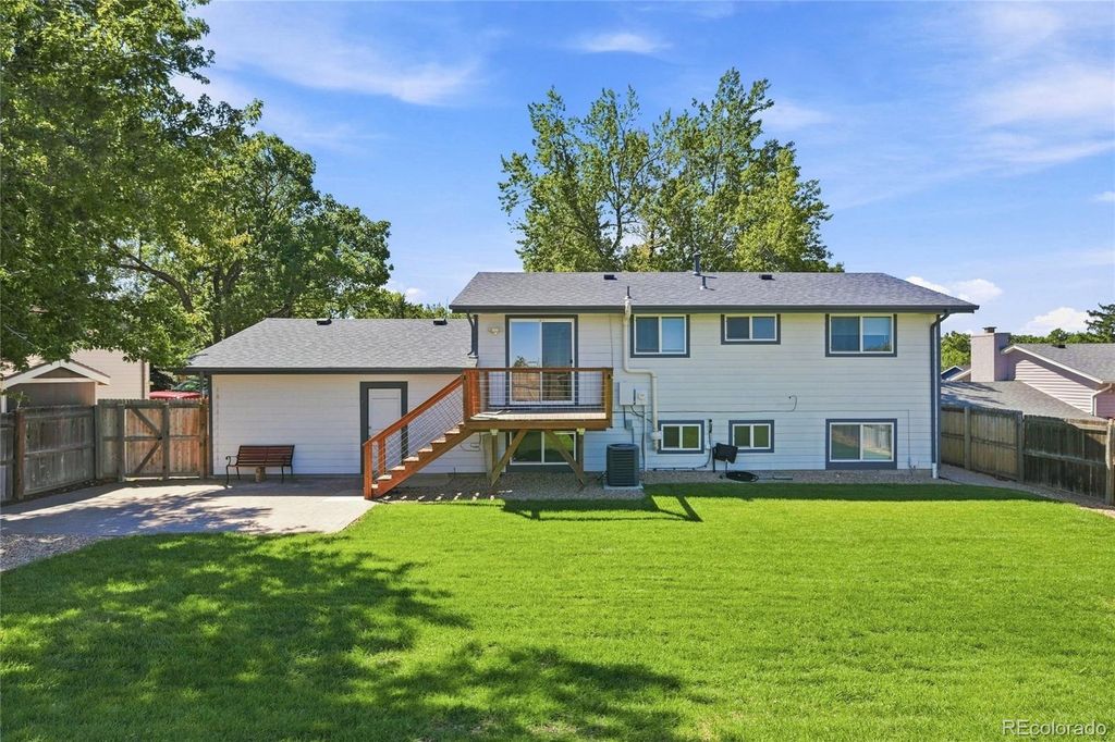 Image 4 of property listing at 528 Apollo Court, Lone Tree, CO 80124