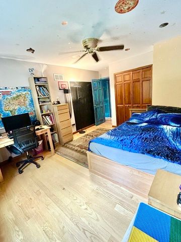 1369 GINGER Lane, Naperville, IL 60565