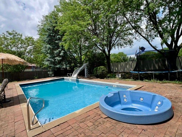 1369 GINGER Lane, Naperville, IL 60565