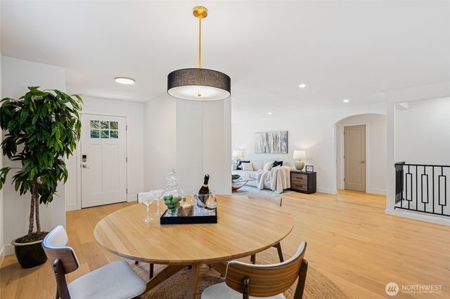 1710 NE 104th Street, Seattle, WA 98125