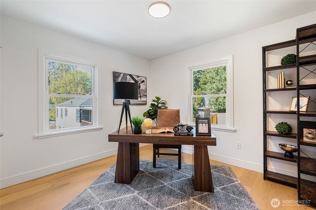 1710 NE 104th Street, Seattle, WA 98125