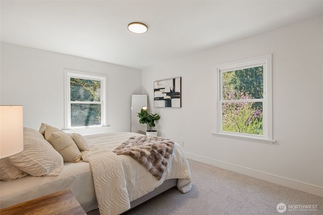 1710 NE 104th Street, Seattle, WA 98125