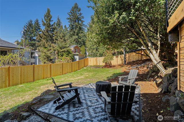 1710 NE 104th Street, Seattle, WA 98125