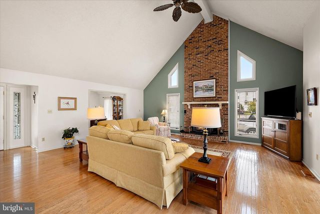 14 MALLARD DR E, Ocean Pines, MD 21811