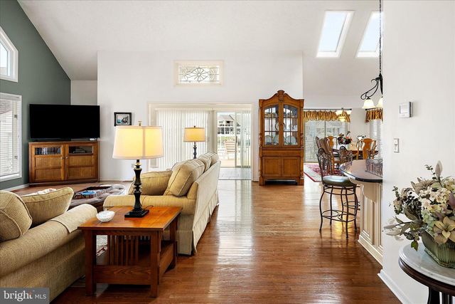 14 MALLARD DR E, Ocean Pines, MD 21811
