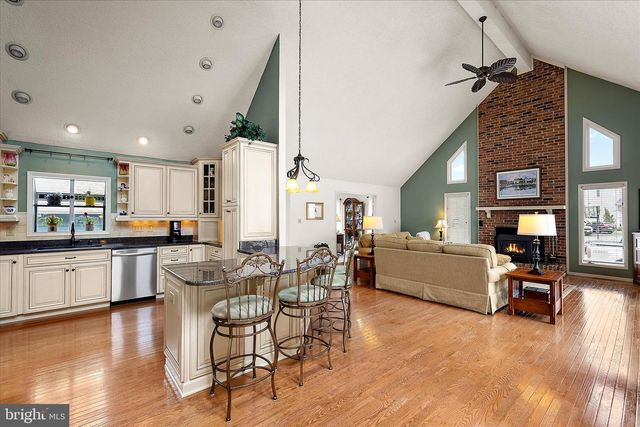 14 MALLARD DR E, Ocean Pines, MD 21811