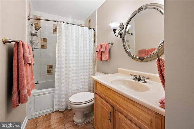 14 MALLARD DR E, Ocean Pines, MD 21811