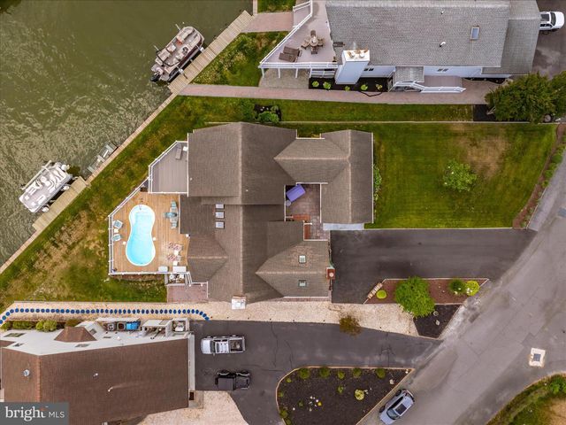 14 MALLARD DR E, Ocean Pines, MD 21811