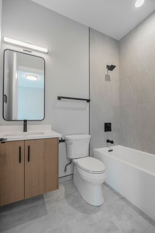 3738 S Calumet Avenue 2N, Chicago, IL 60653