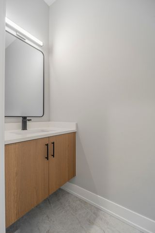 3738 S Calumet Avenue 2N, Chicago, IL 60653