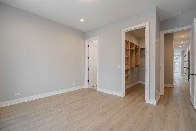 3738 S Calumet Avenue 2N, Chicago, IL 60653