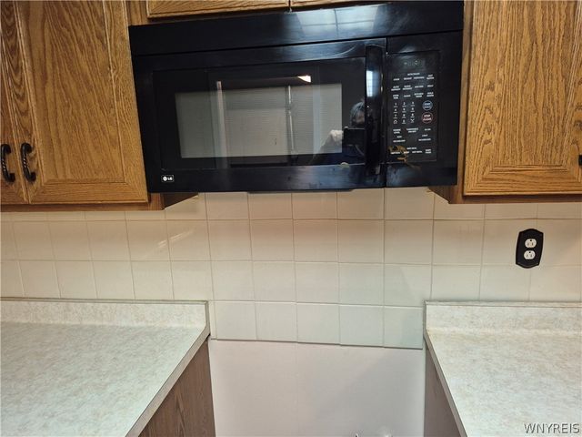 71 4th Avenue, Lancaster, NY 14086