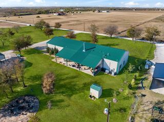 650 Scoggins Road, Tioga, TX 76271