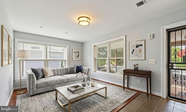 4905 MINNESOTA AVE NE, Washington, DC 20019