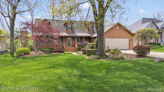 641 Shortridge Avenue, Rochester Hills, MI 48307