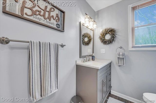 641 Shortridge Avenue, Rochester Hills, MI 48307