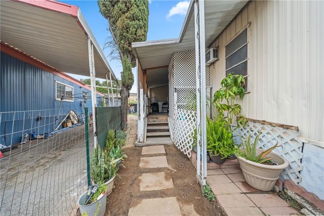 2640 W Rialto Avenue 20, San Bernardino, CA 92410