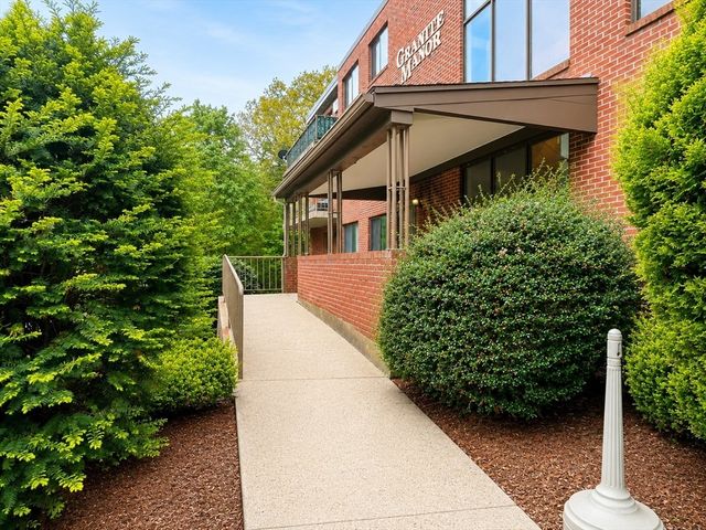10 Rutledge St 1B, Worcester, MA 01604