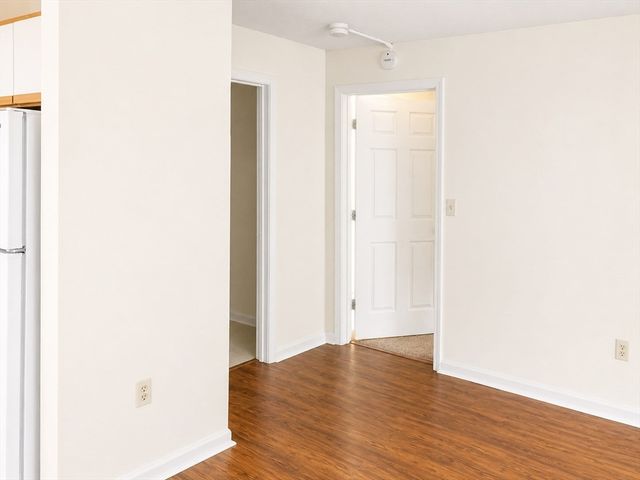 10 Rutledge St 1B, Worcester, MA 01604