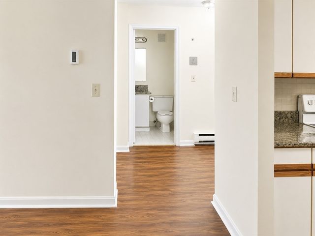 10 Rutledge St 1B, Worcester, MA 01604