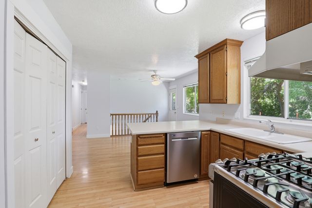 246 W FORT CREEK DR, Alpine, UT 84004