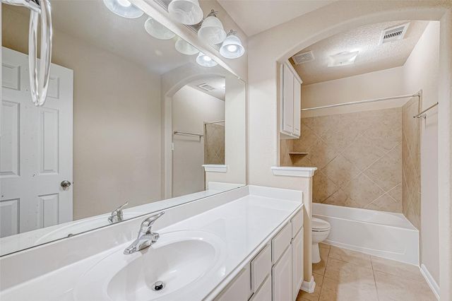 8926 Silent Hills Lane, Richmond, TX 77407
