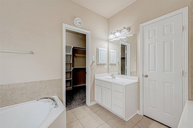 8926 Silent Hills Lane, Richmond, TX 77407