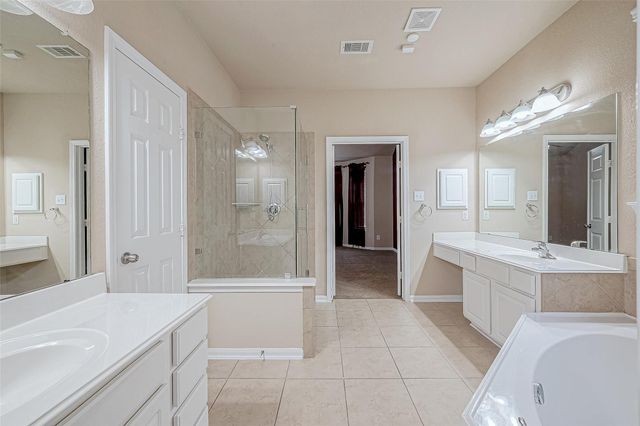 8926 Silent Hills Lane, Richmond, TX 77407