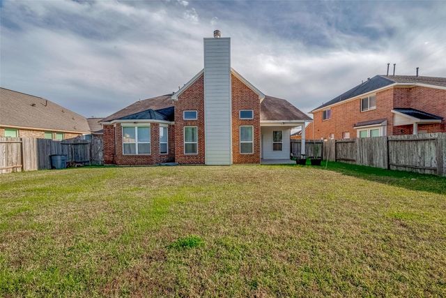 8926 Silent Hills Lane, Richmond, TX 77407