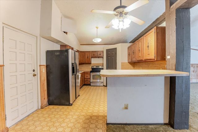 4550 S Lakeview Drive, Gordon, TX 76453