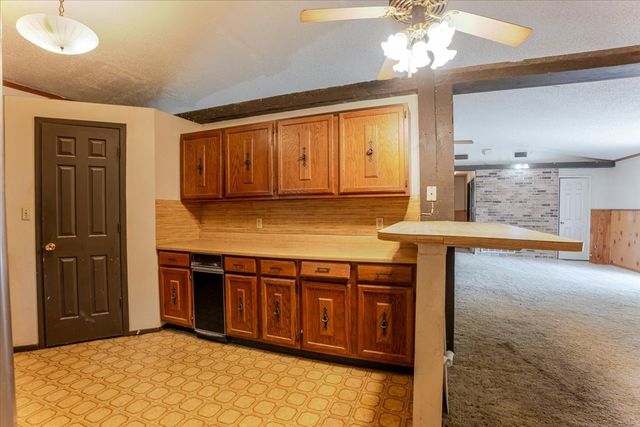 4550 S Lakeview Drive, Gordon, TX 76453