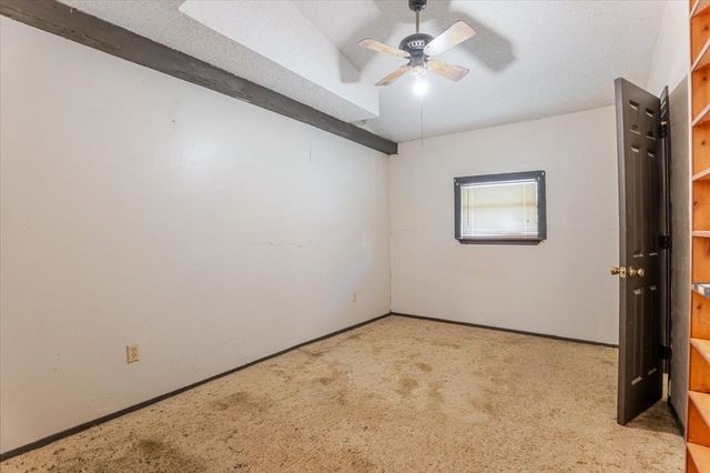 4550 S Lakeview Drive, Gordon, TX 76453