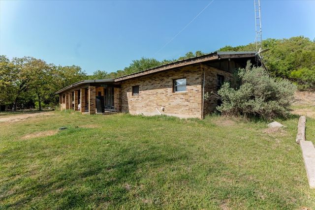 4550 S Lakeview Drive, Gordon, TX 76453