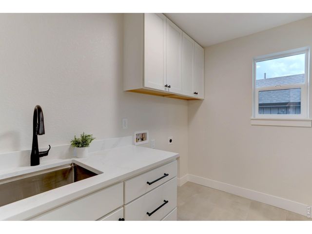 909 Sunflower St, Louisville, CO 80027