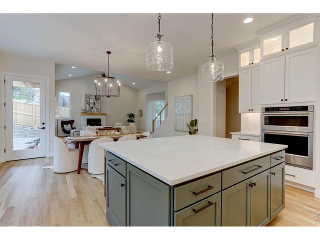 909 Sunflower St, Louisville, CO 80027