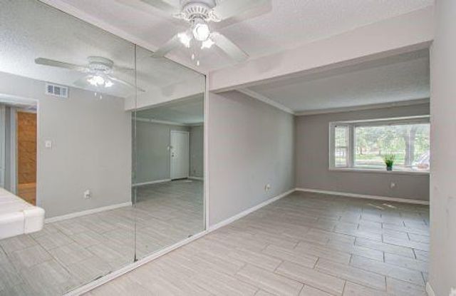 11609 Chimney Rock Road, Houston, TX 77035