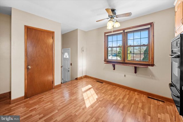 2423 W PARRIS DR, Wilmington, DE 19808