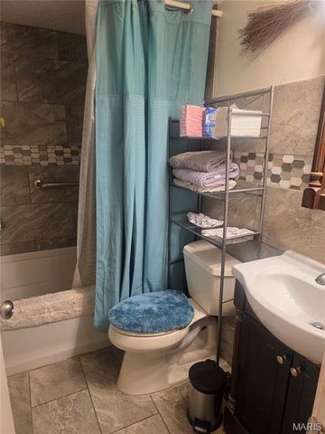 2533 Belmont Drive, High Ridge, MO 63049