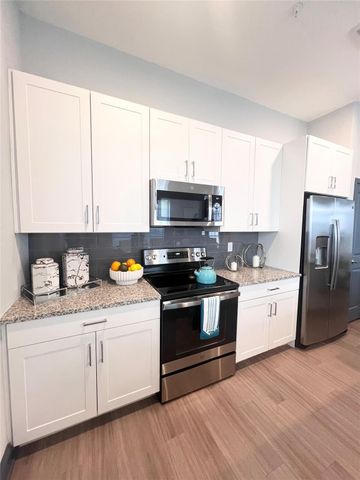 4250 Woodridge Parkway 1068, Porter, TX 77365