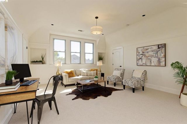 1033 Magnolia, Oakland, CA 94607