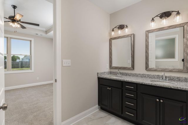 205 Farmland Circle, Perry, GA 31069