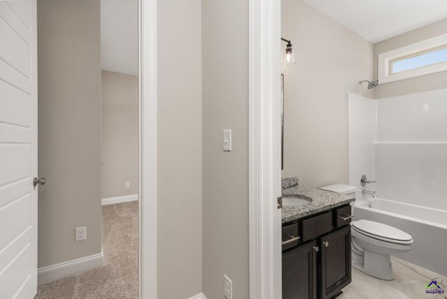 205 Farmland Circle, Perry, GA 31069