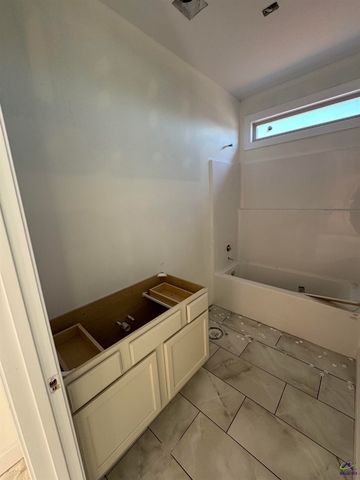 205 Farmland Circle, Perry, GA 31069