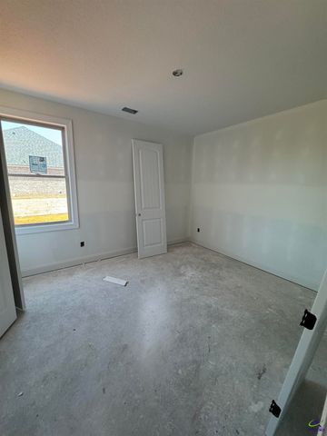 205 Farmland Circle, Perry, GA 31069