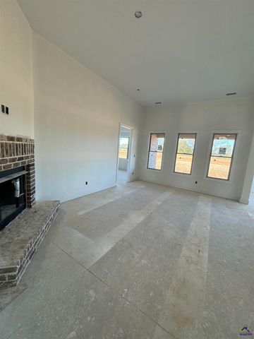 205 Farmland Circle, Perry, GA 31069