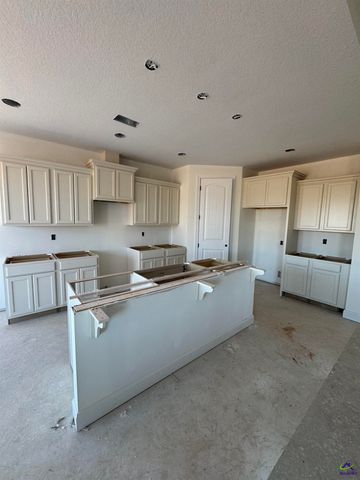 205 Farmland Circle, Perry, GA 31069