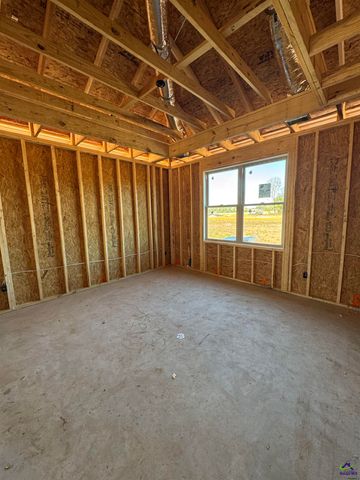 205 Farmland Circle, Perry, GA 31069