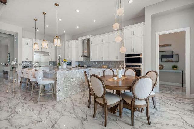 12435 S Parkland Bay Trl, Parkland, FL 33076