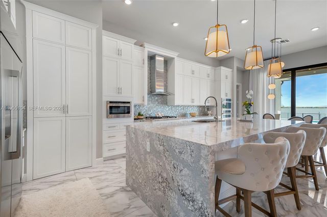 12435 S Parkland Bay Trl, Parkland, FL 33076